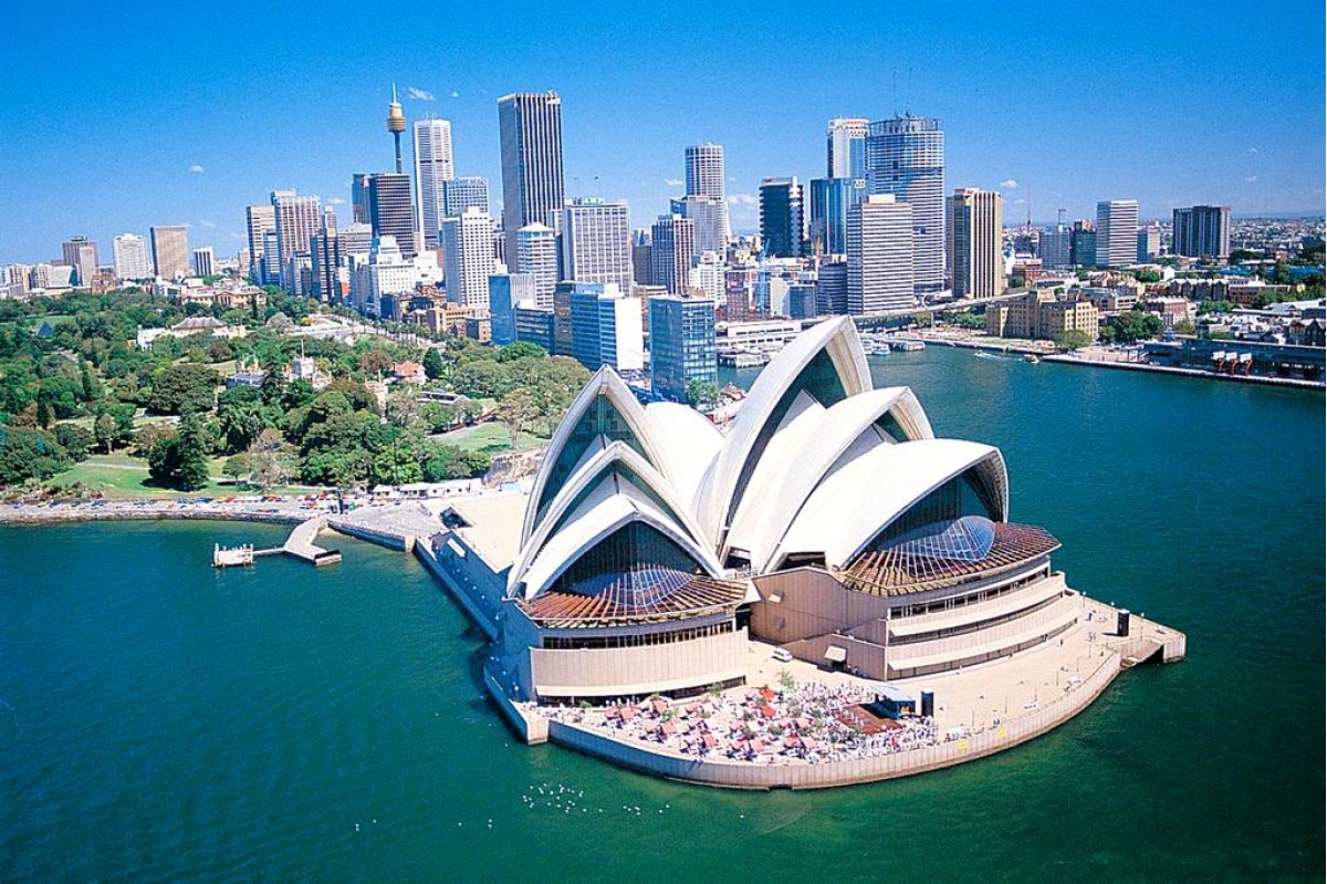 Vietnam Visa Cost for Australia – Official Fee vs Service Fee (Urgent Options Explained)